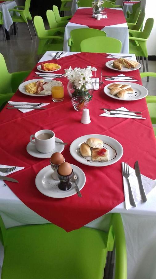 Hotel Pinares Plaza Pereira Ngoại thất bức ảnh