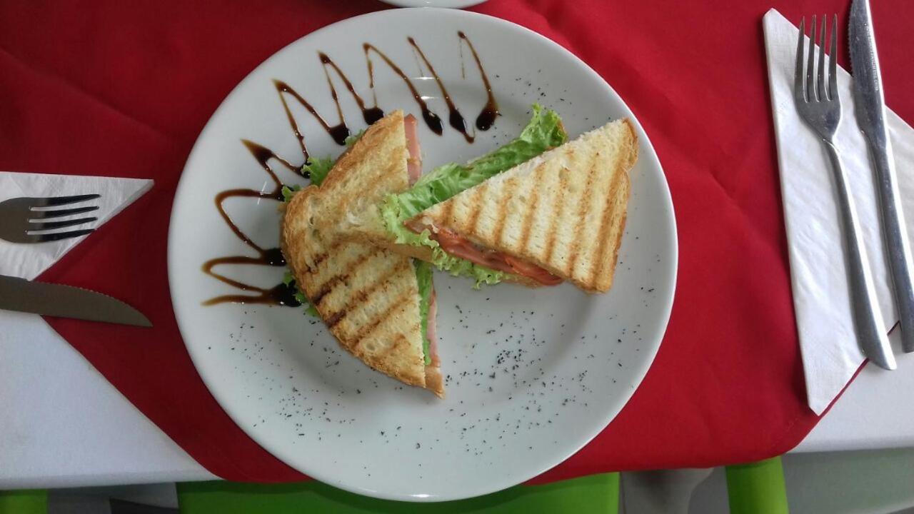 Hotel Pinares Plaza Pereira Ngoại thất bức ảnh