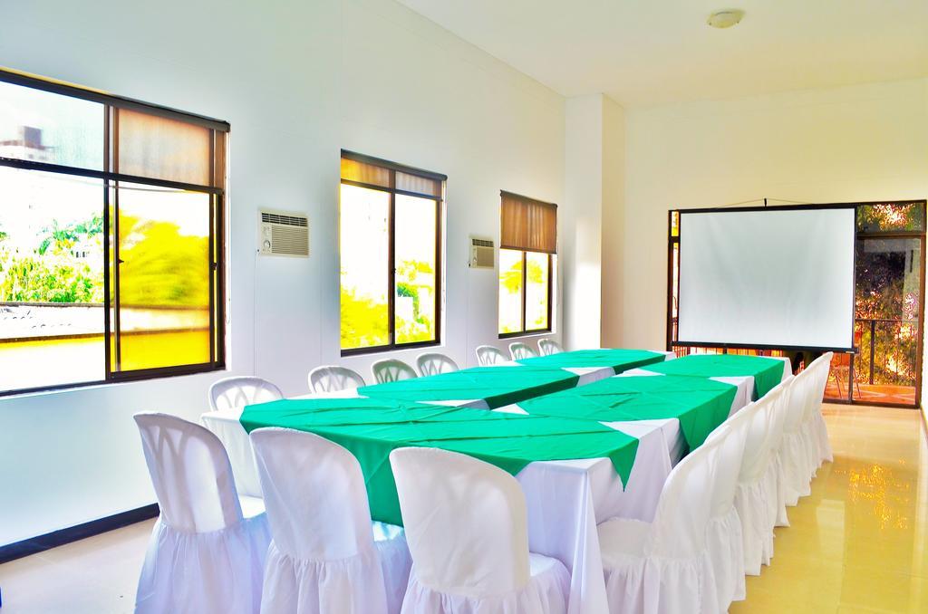 Hotel Pinares Plaza Pereira Ngoại thất bức ảnh